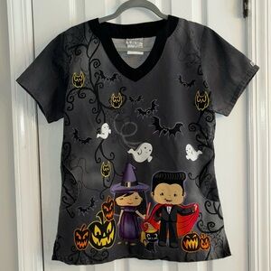 UA Scrubs - Halloween v-neck scrub Top w/pockets Size S